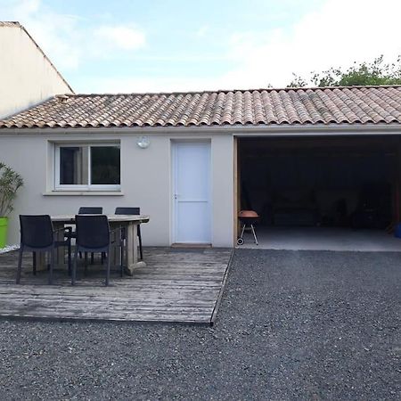 Maison De 4 Personnes Saint-Porchaire Luaran gambar