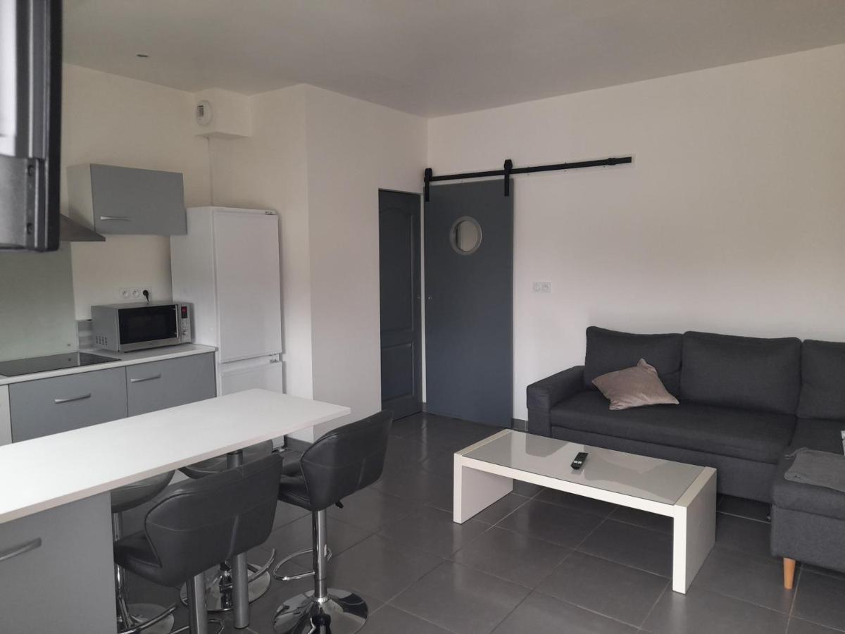Maison De 4 Personnes Saint-Porchaire Luaran gambar